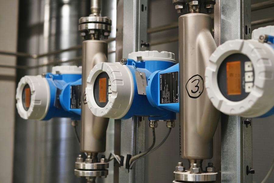 Pressure and flow transmitters on process piping