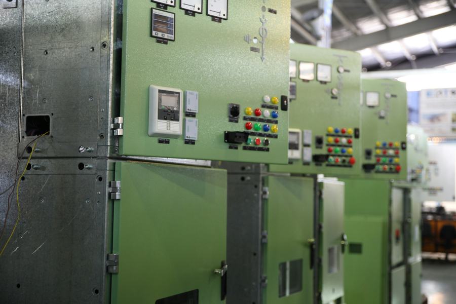 Power quality and harmonic filter panels